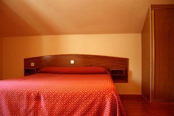 Casona Rural Los Trobos Hotel Villar de Otero Esterno foto